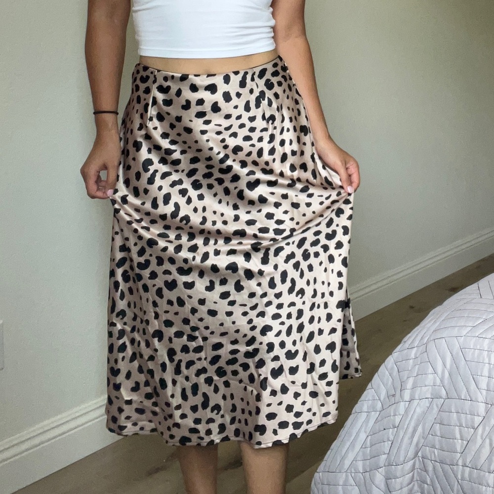 Silky Midi Skirt cheeta print